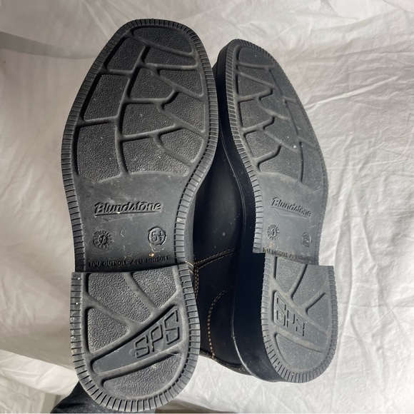 Blundstone Black Leather Ankle Boots - Picture 4 of 5